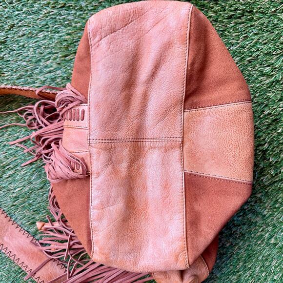 SOLD -E- Free People leather bag fringe tote boho western - Picture 10 of 12